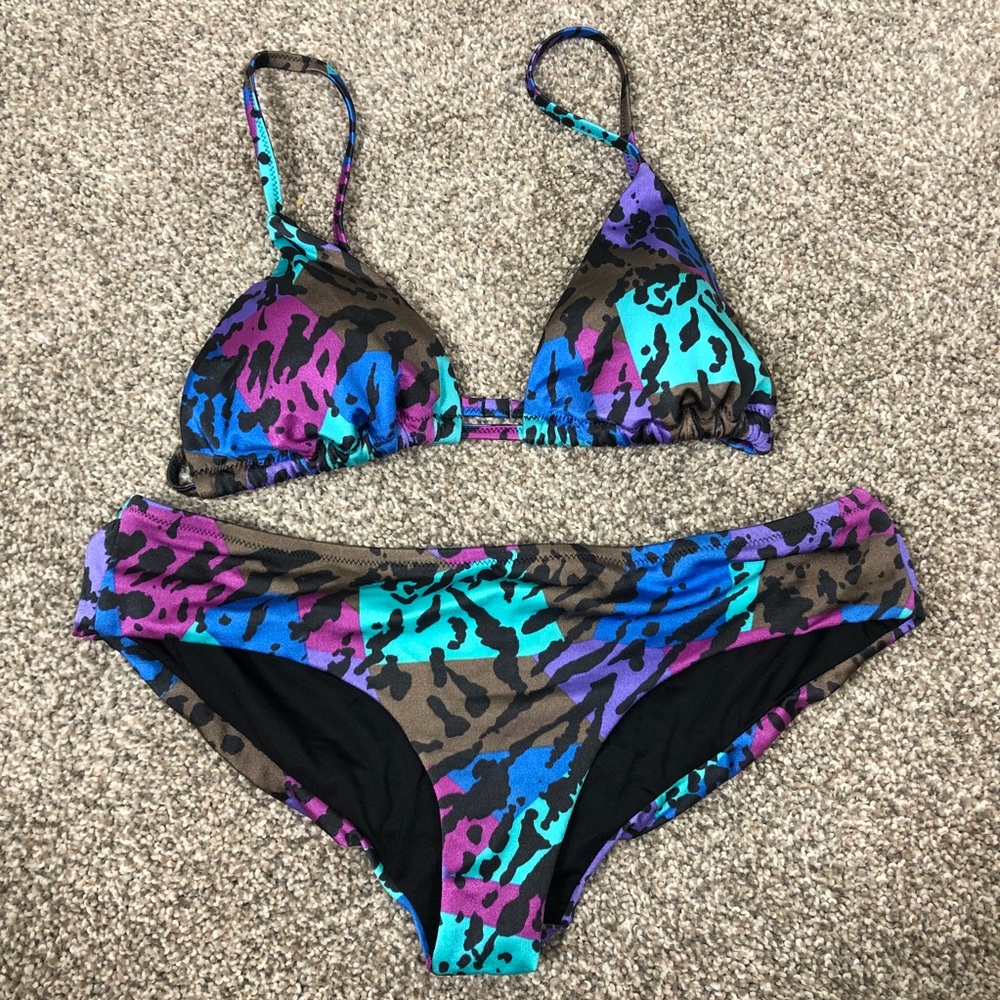 Victoria Secret Bikini SET M Animal print Colorful